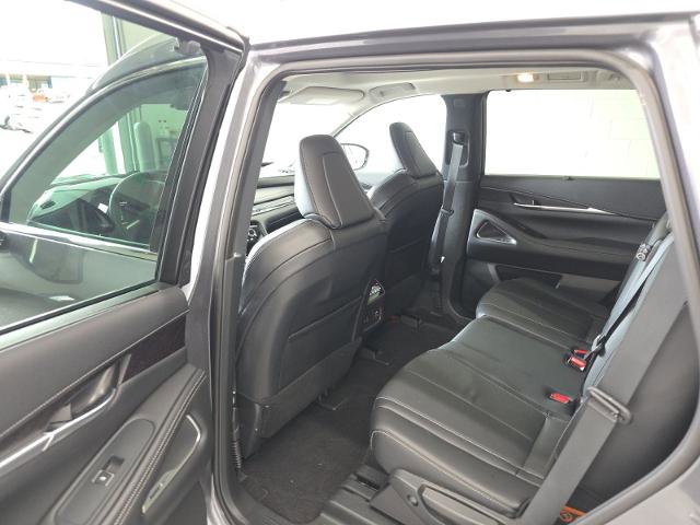 Certified 2023 INFINITI QX60 Sensory w/ Vision Package FWD image 17