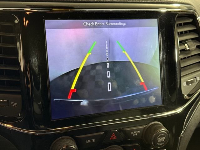 Used 2019 Jeep Grand Cherokee Limited AWD/4WD image 26