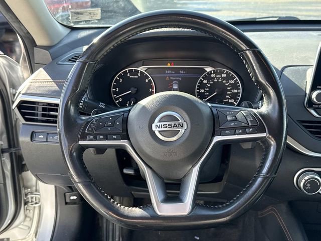 Used 2020 Nissan Altima 2.5 SR w/ Premium Package image 19