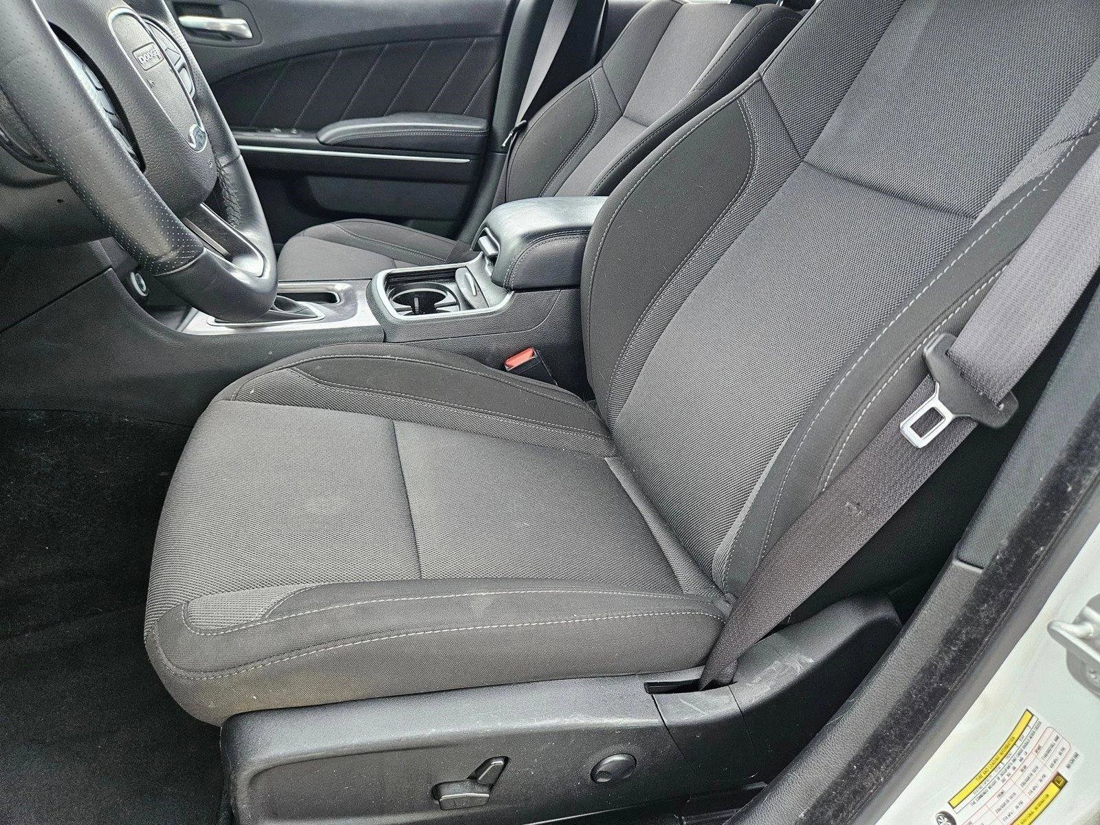 Used 2022 Dodge Charger SXT AWD/4WD image 15