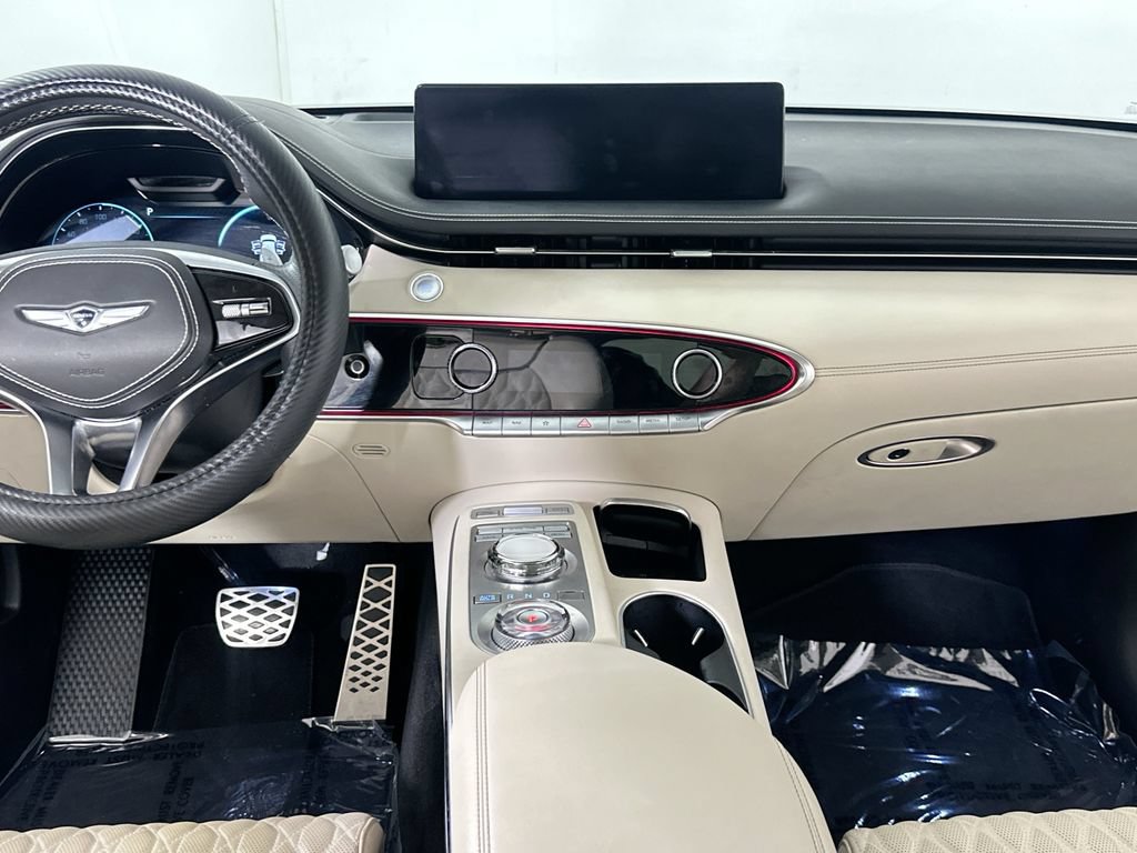 Used 2022 Genesis GV70 3.5T Sport w/ Sport Prestige Package AWD/4WD image 20