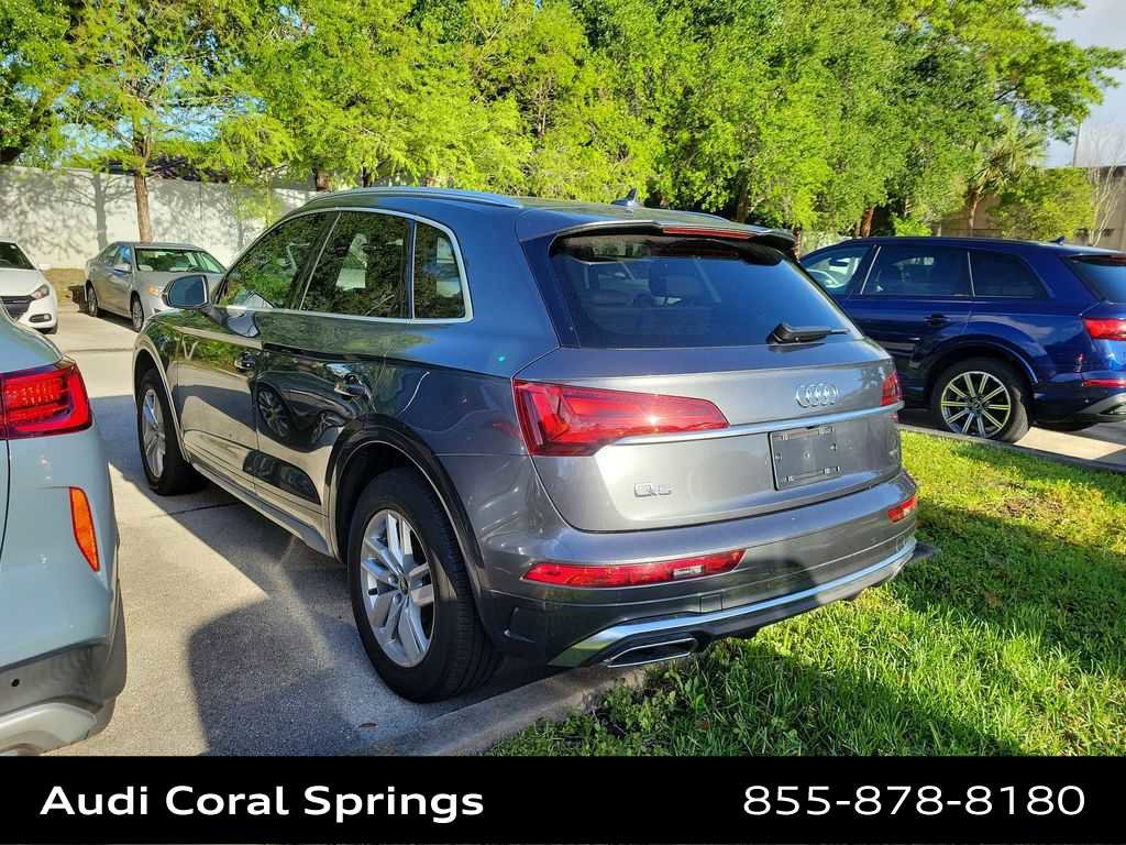 Used 2023 Audi Q5 2.0T Premium w/ Convenience Package image 10