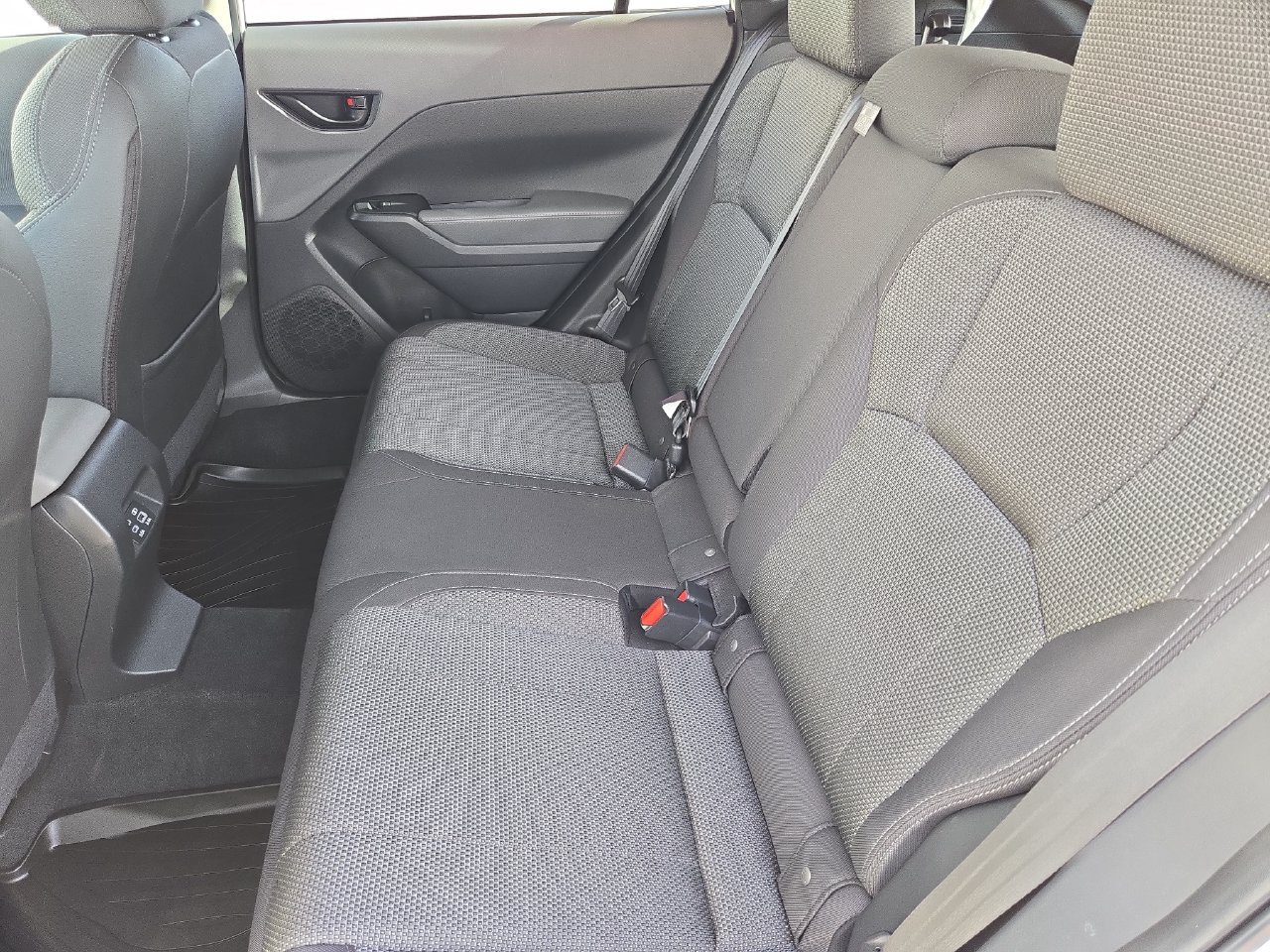 Used 2024 Subaru Crosstrek 2.0i Premium w/ Crosstrek Mirror Package AWD/4WD image 14
