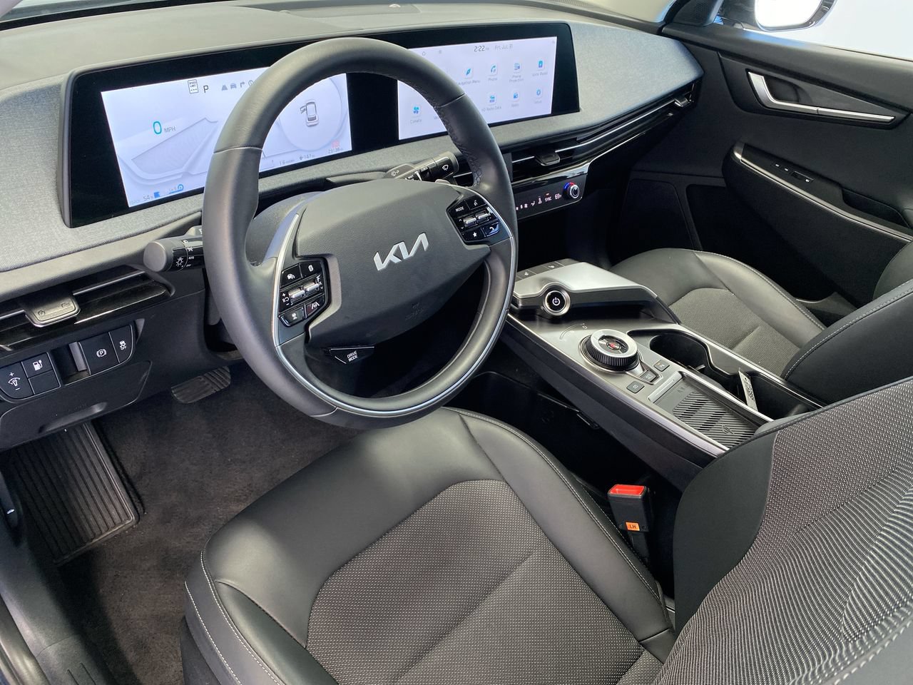 Certified 2024 Kia EV6 Light RWD image 20