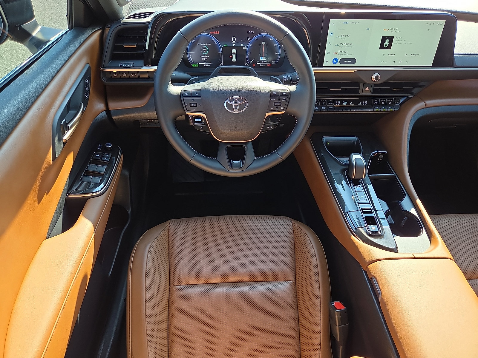 Used 2025 Toyota Crown Signia w/ Advanced Technology Package AWD/4WD image 11