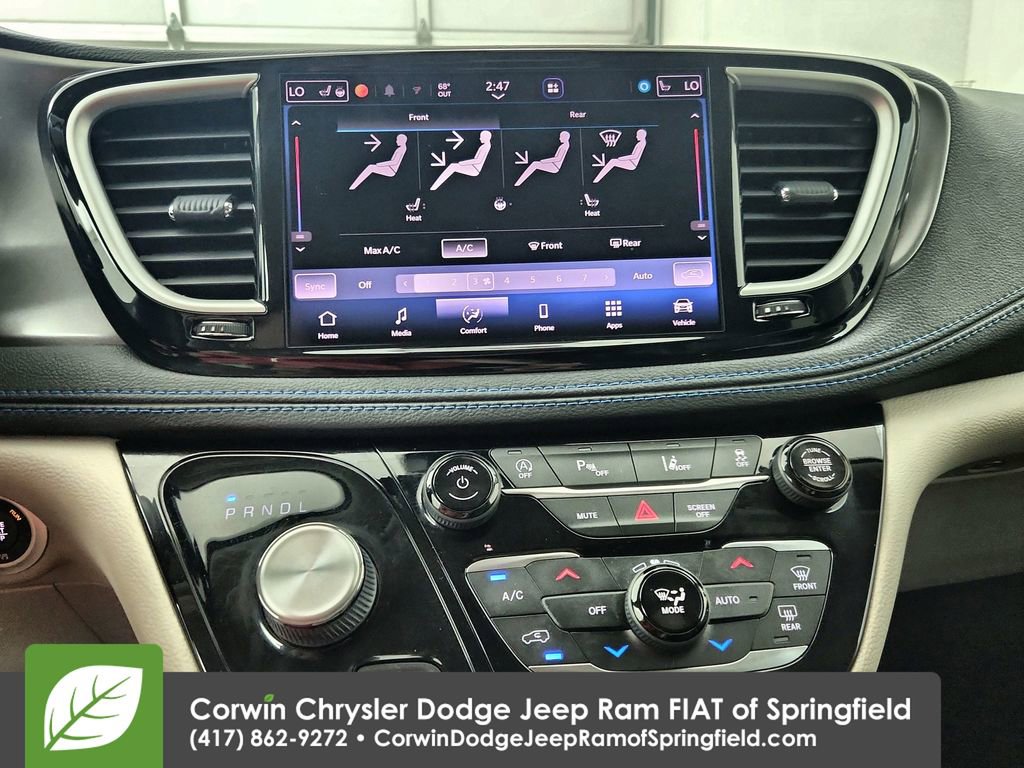 Used 2021 Chrysler Pacifica Touring-L w/ Uconnect Theater Family Group FWD image 25