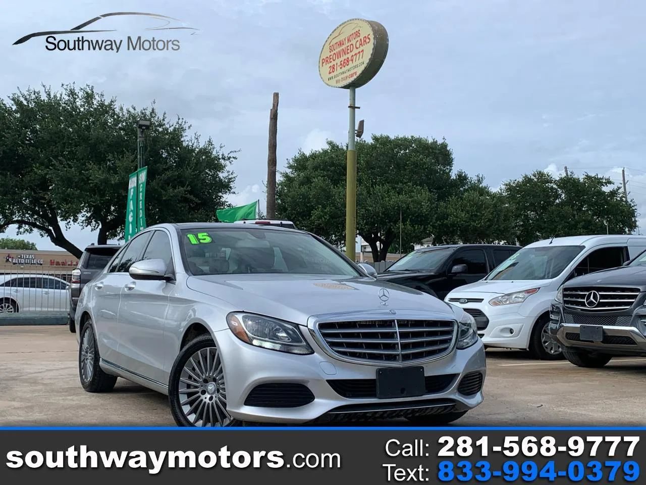 Used 2015 Mercedes-Benz C 300 4MATIC Sedan image 1