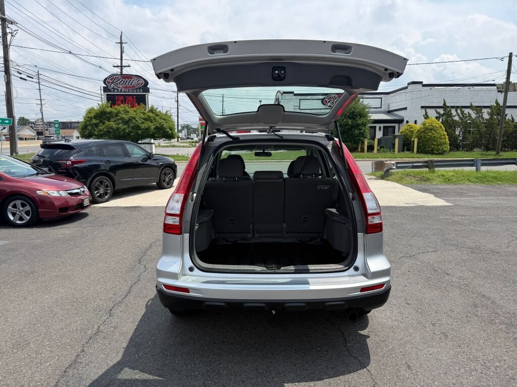 Used 2011 Honda CR-V LX image 23