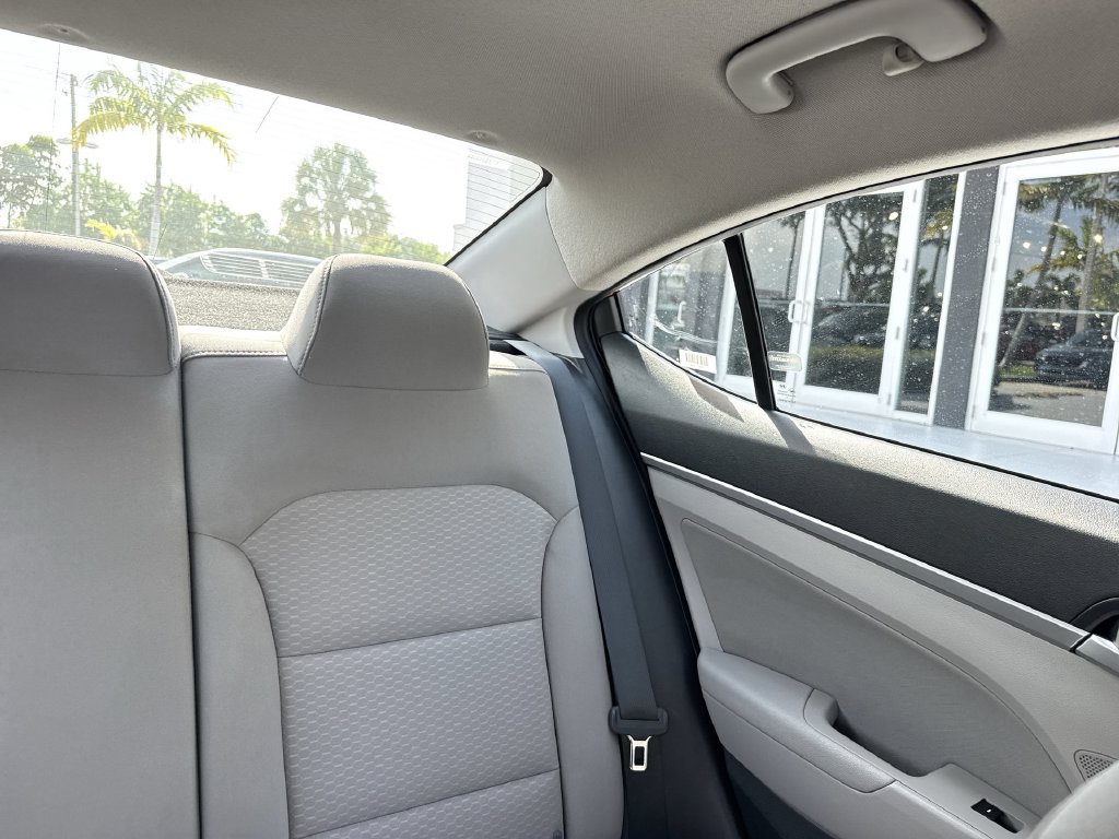 Used 2019 Hyundai Elantra SEL FWD image 19
