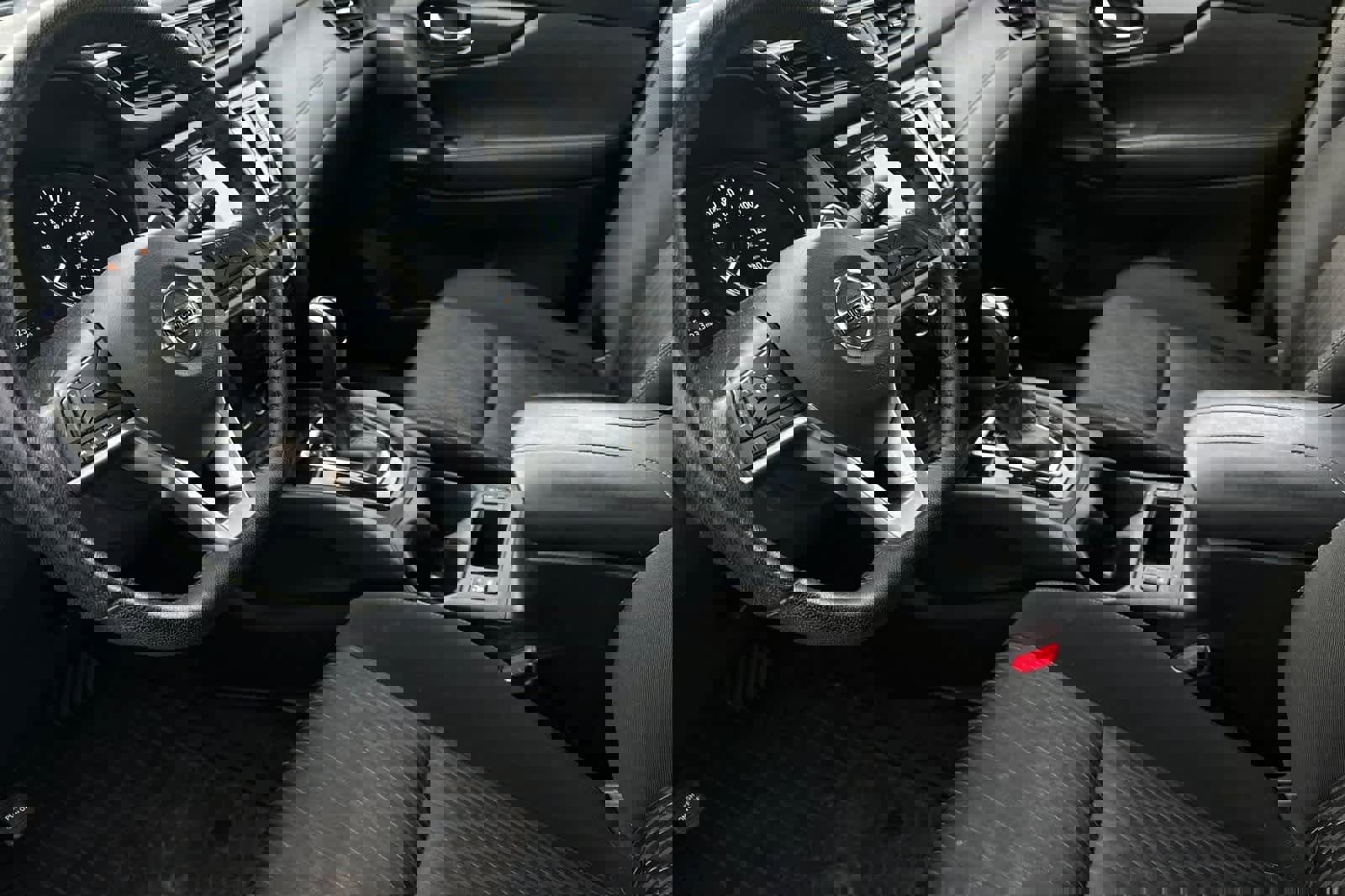 Certified 2020 Nissan Rogue SV image 12