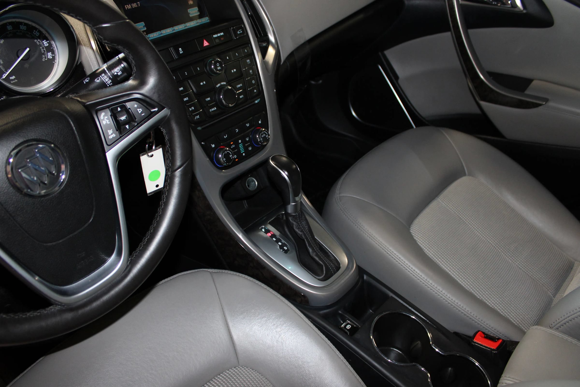 Used 2015 Buick Verano w/ Comfort Package FWD image 14
