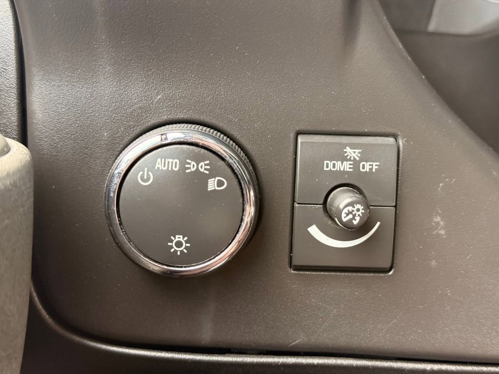 Used 2018 Chevrolet Express 3500 w/ Driver Convenience Package image 31