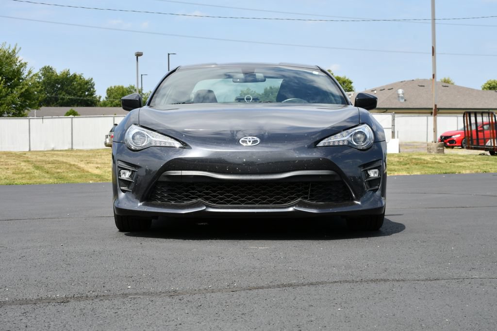 Used 2019 Toyota 86 RWD image 2