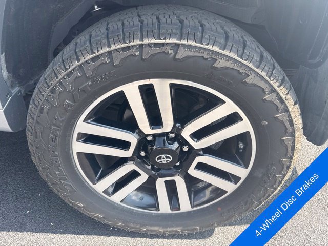 Used 2018 Toyota 4Runner Limited AWD/4WD image 13