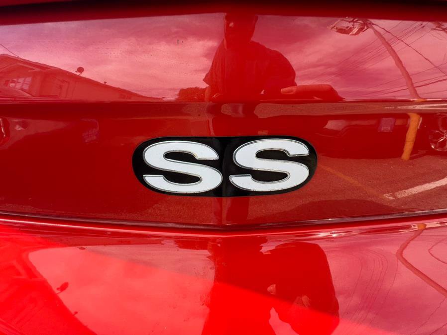 Used 2010 Chevrolet Camaro SS RWD image 13