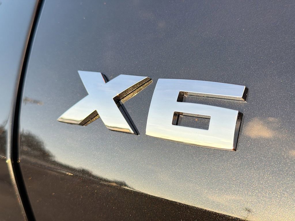 Used 2026 BMW X6 M60i image 11