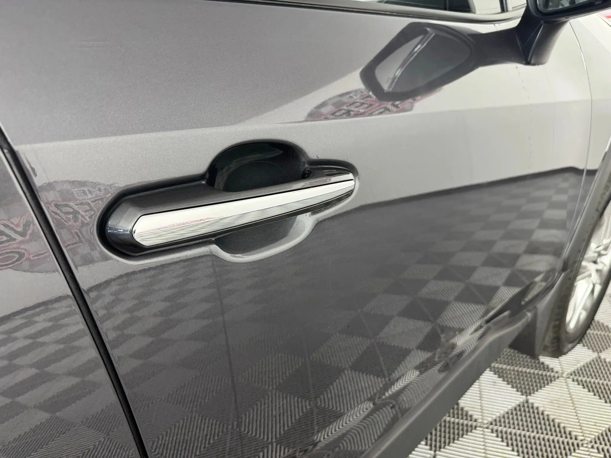 Used 2025 Toyota RAV4 Limited image 33