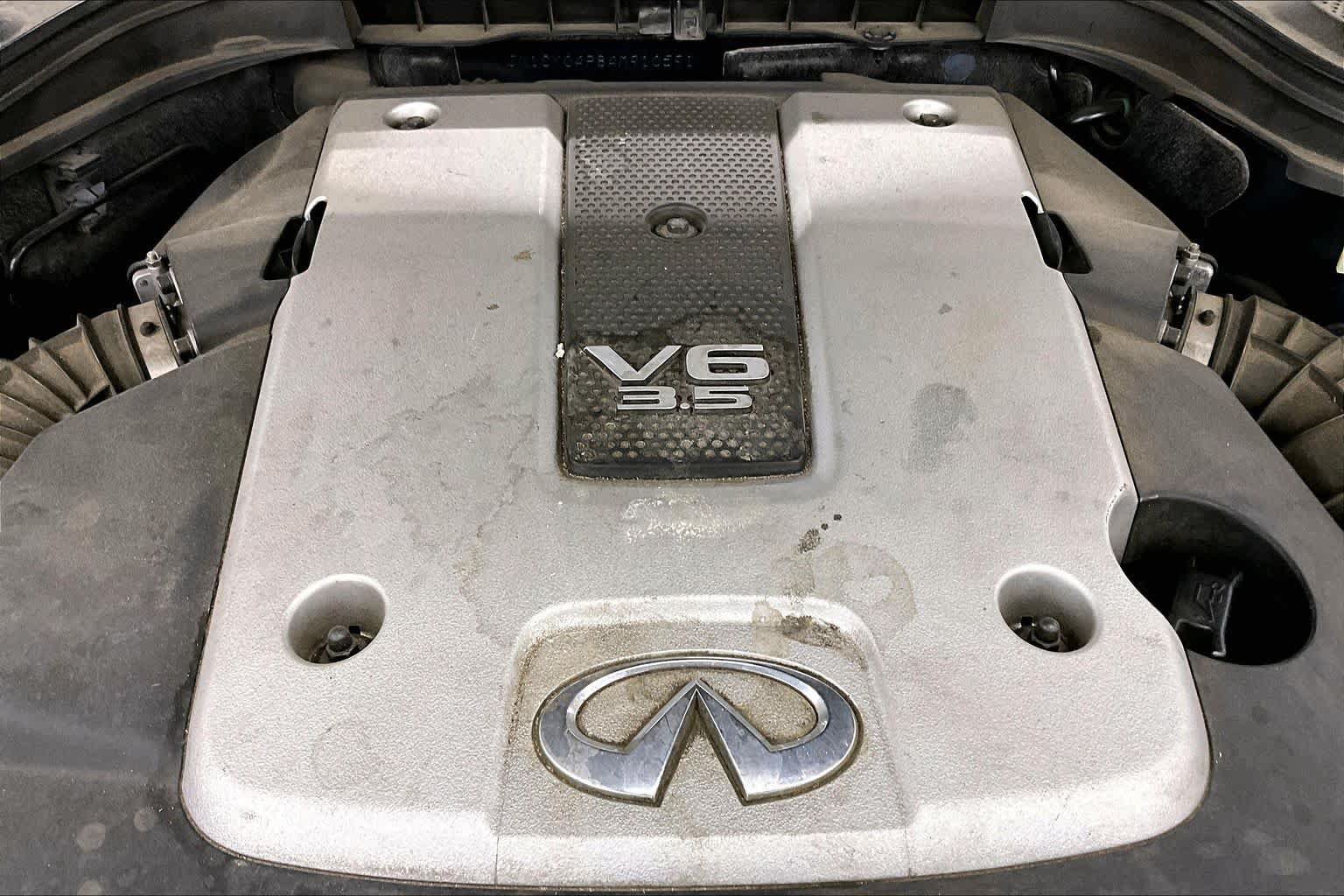 Used 2010 INFINITI M35 w/ Technology Pkg RWD image 31