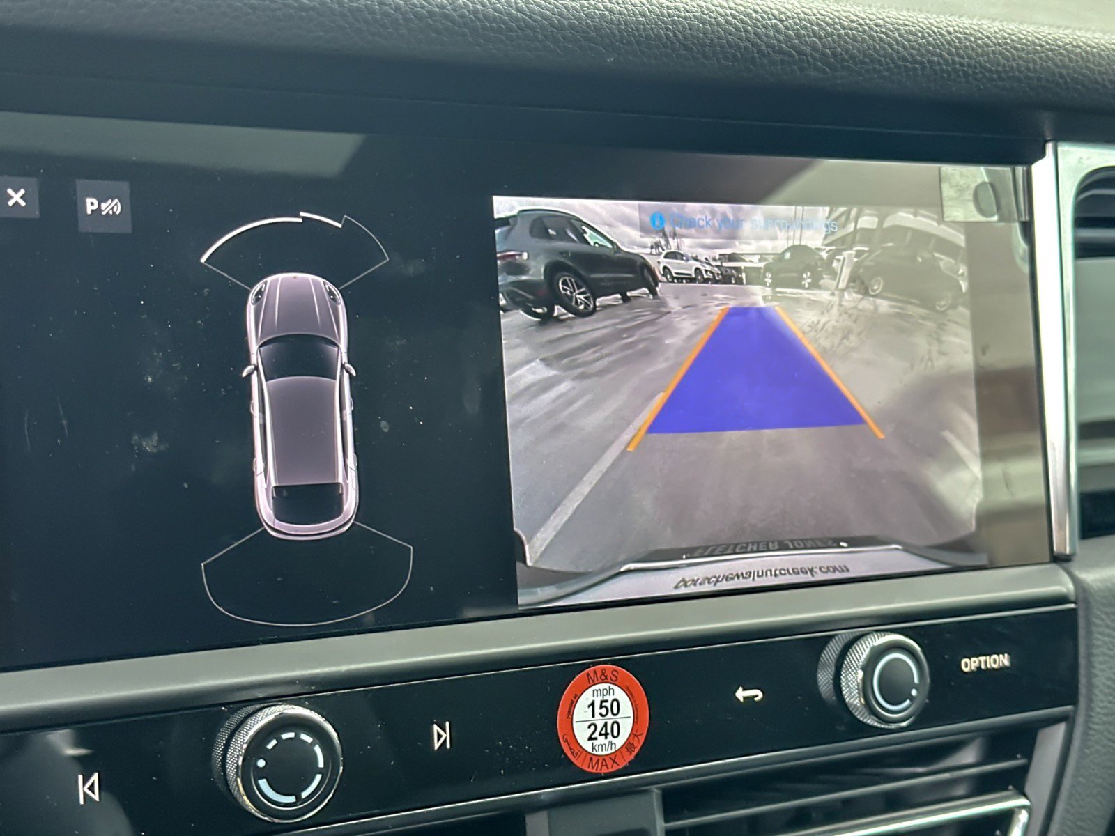 Certified 2025 Porsche Macan image 20