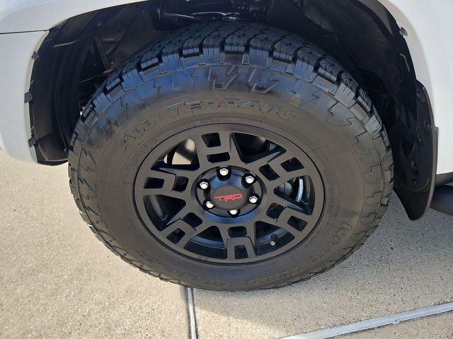 Used 2024 Toyota 4Runner SR5 Premium w/ Moonroof Package image 30