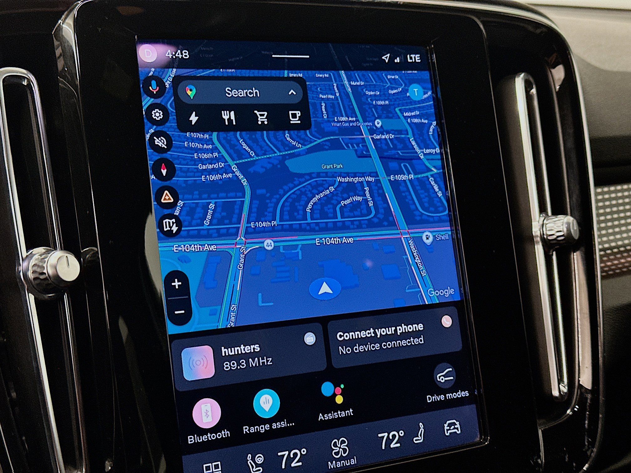 Used 2021 Volvo XC40 P8 Recharge image 22