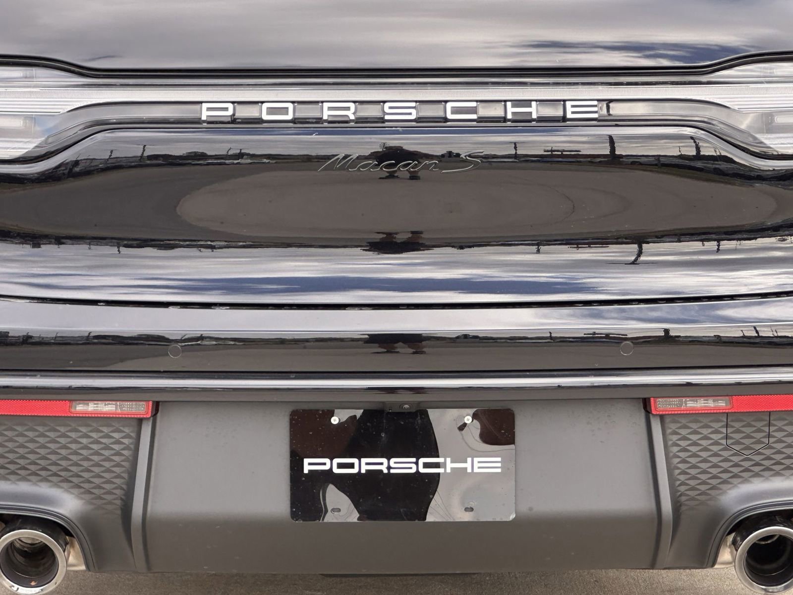 New 2026 Porsche Macan S AWD/4WD image 14