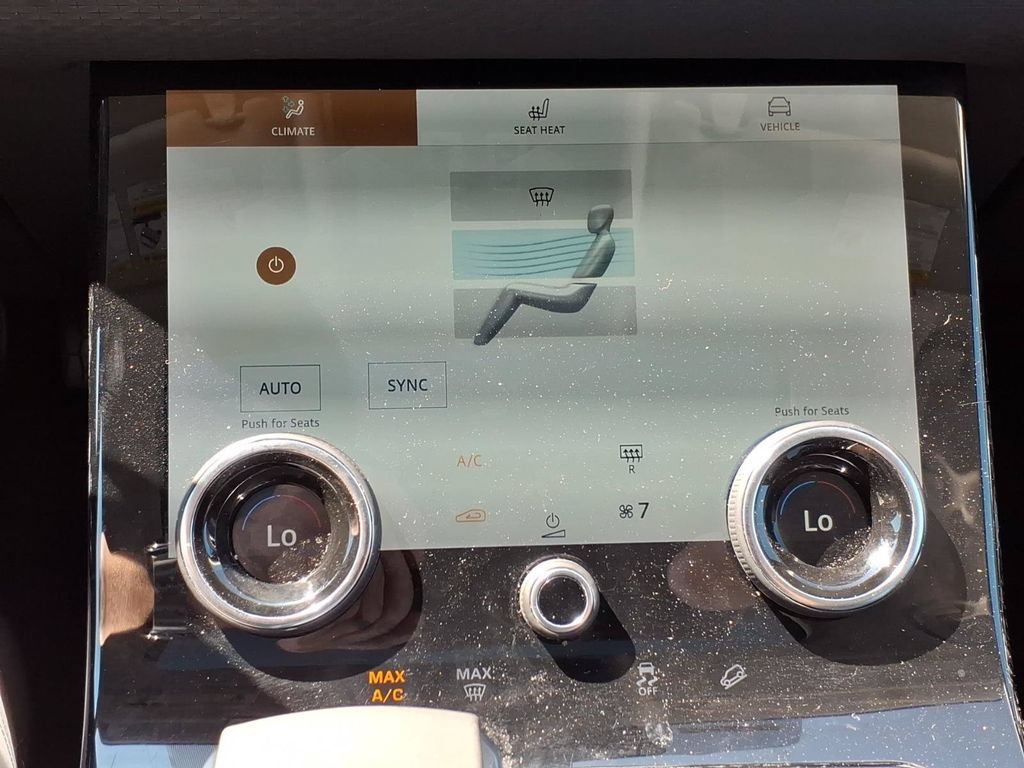 Used 2021 Land Rover Range Rover Velar S AWD/4WD image 17