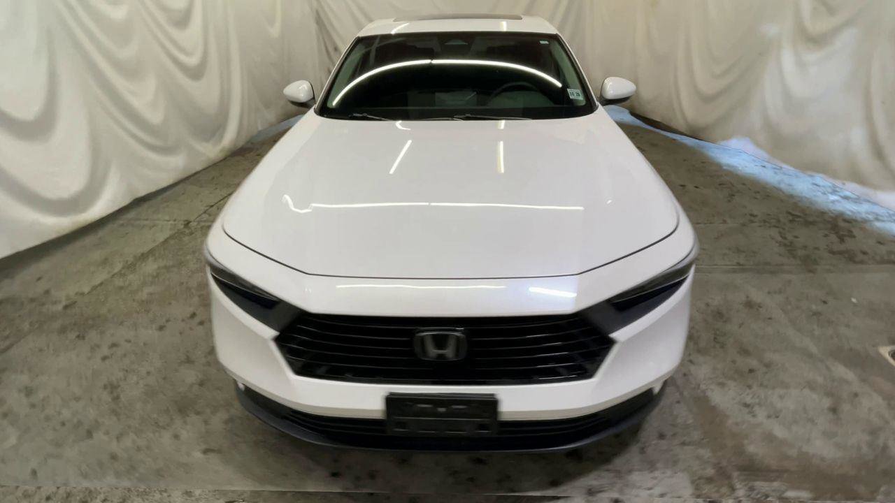 Certified 2024 Honda Accord EX image 3