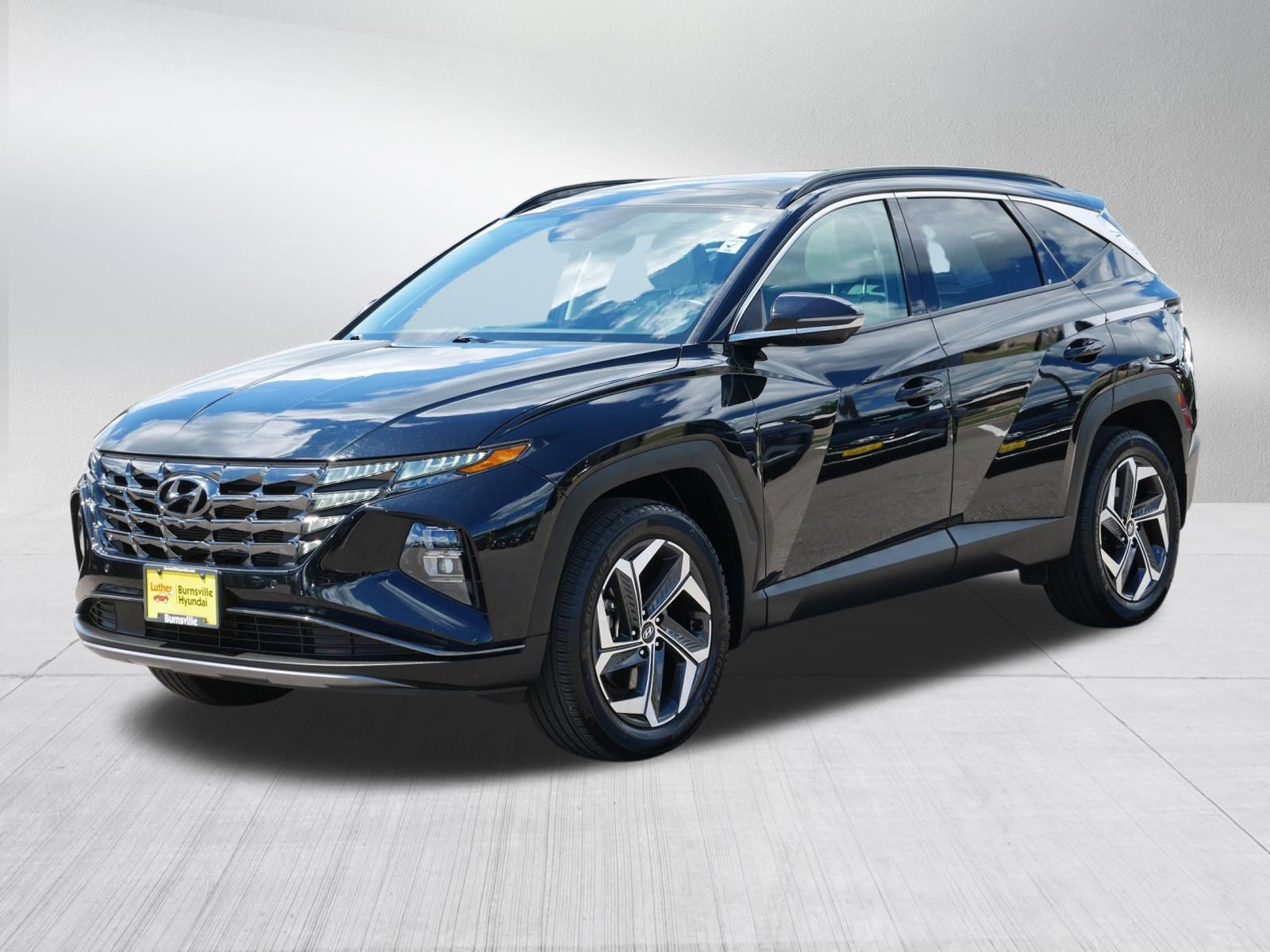 Certified 2024 Hyundai Tucson Limited AWD/4WD image 3