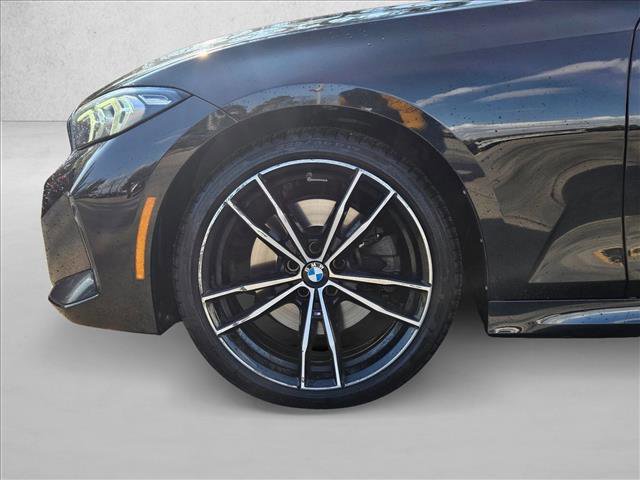 Used 2023 BMW 330i xDrive Sedan w/ M Sport Package image 9