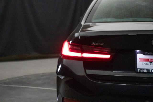 Used 2025 BMW 330i xDrive Sedan image 12