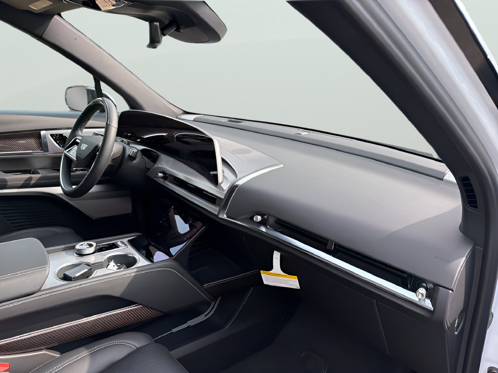 New 2027 Cadillac Vistiq Sport AWD/4WD image 37