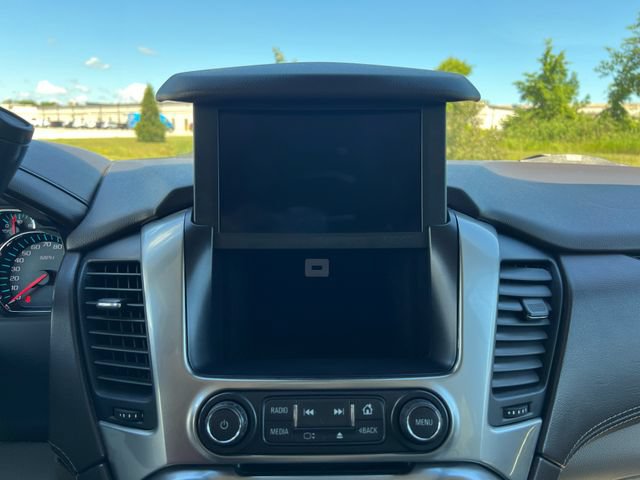 Used 2015 Chevrolet Suburban LT AWD/4WD image 27