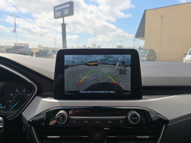 Used 2022 Ford Escape SEL image 17