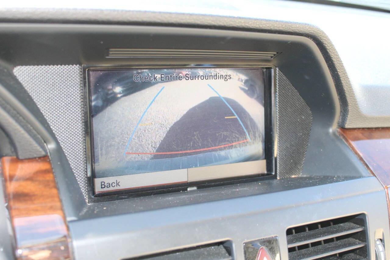 Used 2012 Mercedes-Benz GLK 350 4MATIC image 16