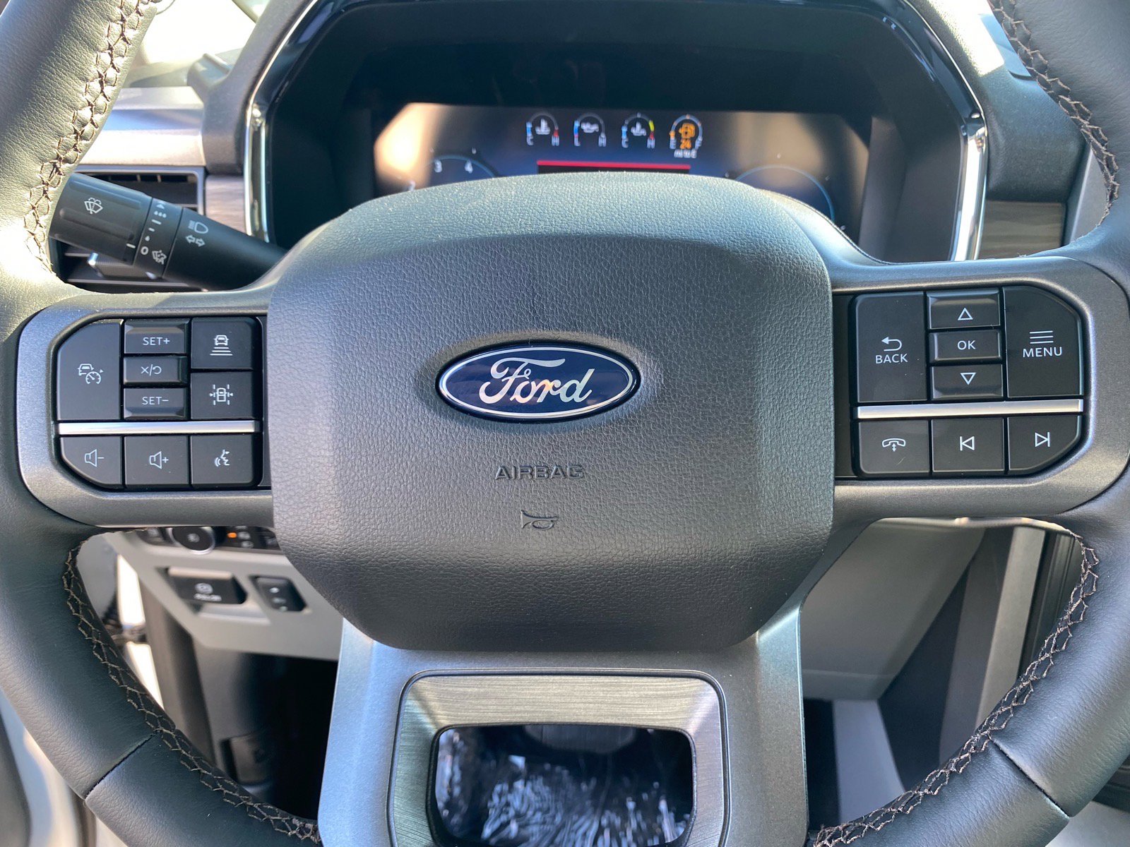 New 2026 Ford F150 Lariat w/ Equipment Group 502A High AWD/4WD image 30