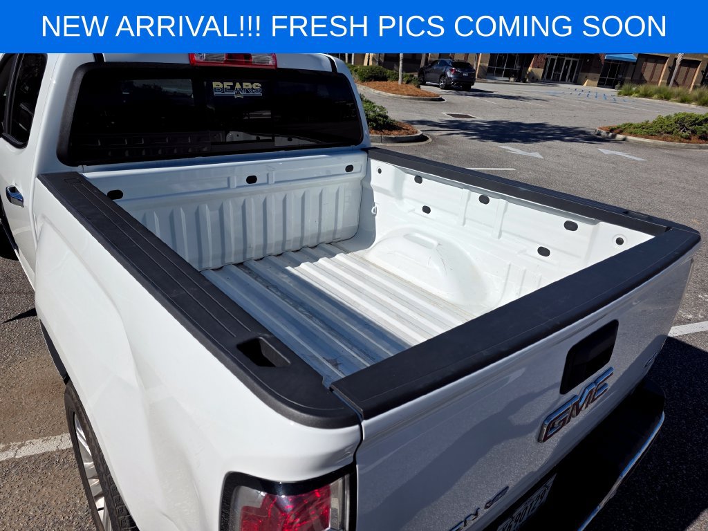 Used 2019 GMC Canyon SLT w/ Driver Alert Package RWD image 15