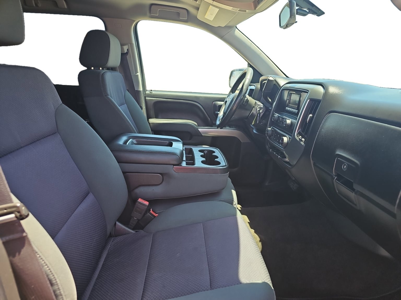 Used 2015 Chevrolet Silverado 1500 LT RWD image 17