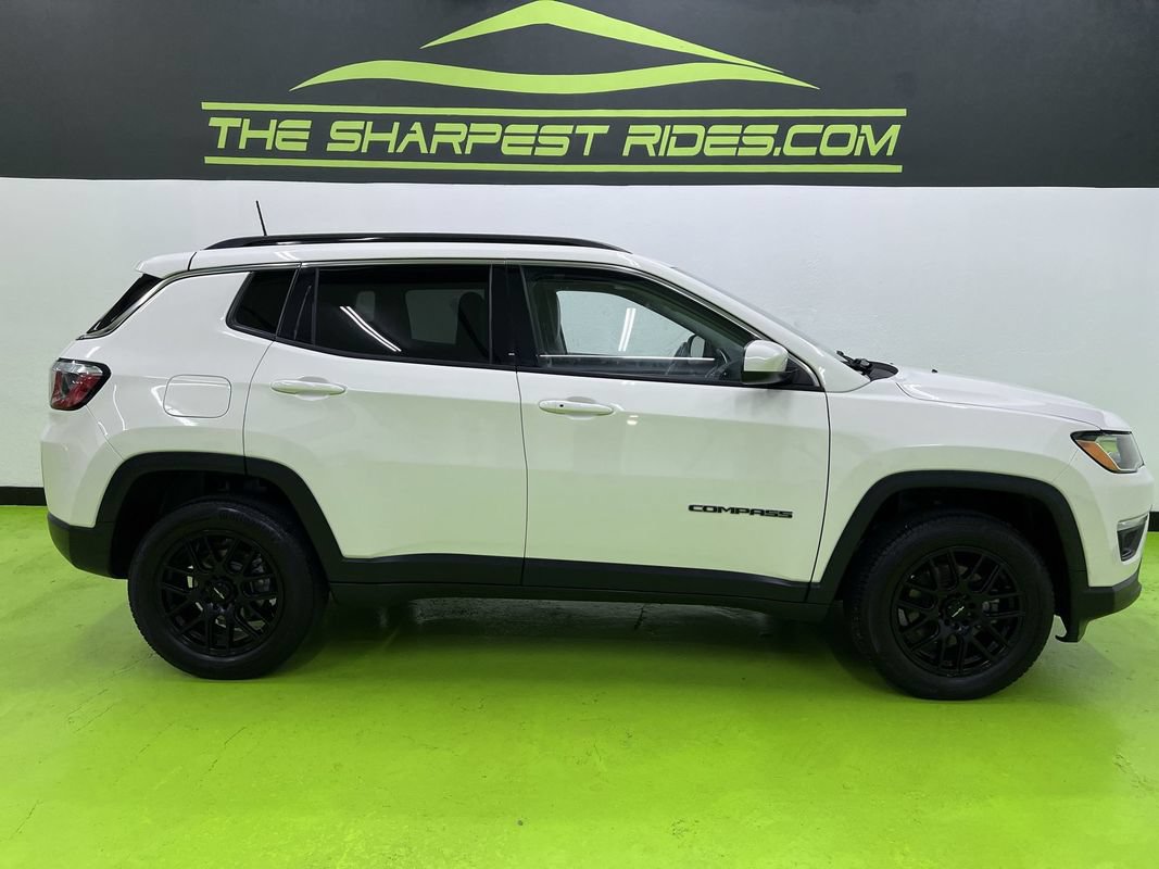 Used 2019 Jeep Compass Latitude w/ Popular Equipment Group AWD/4WD image 11