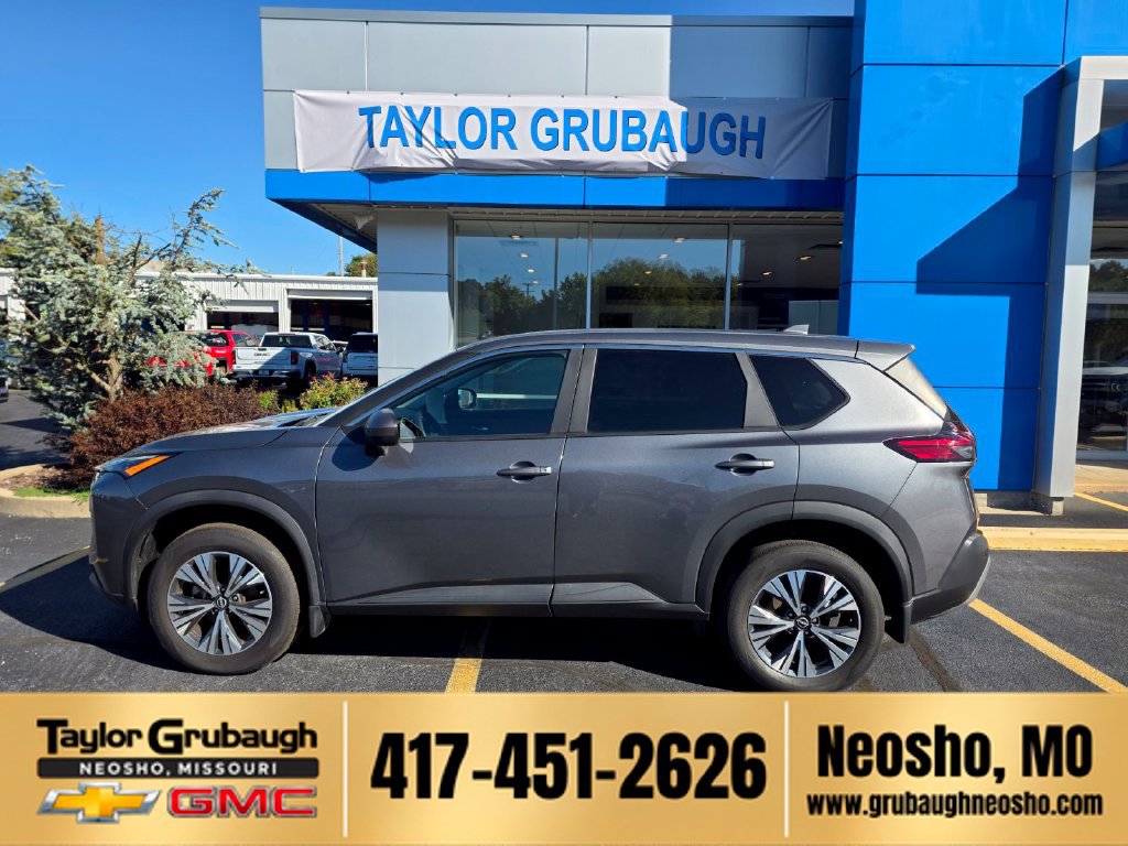 Used 2023 Nissan Rogue SV