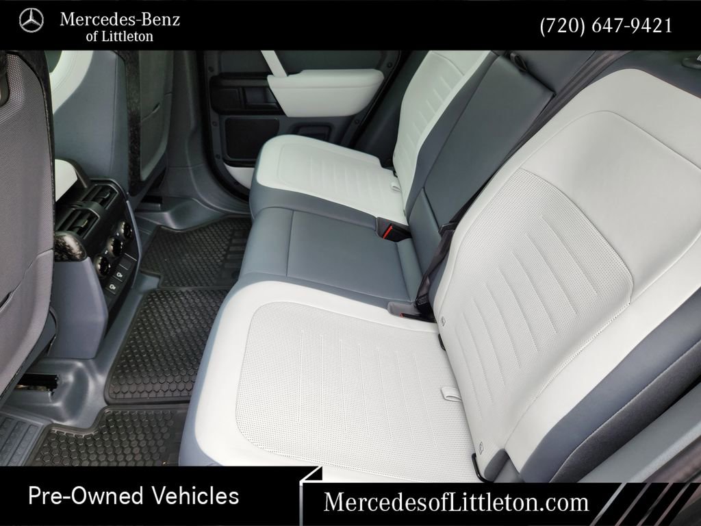 Used 2025 Land Rover Defender 110 AWD/4WD image 30