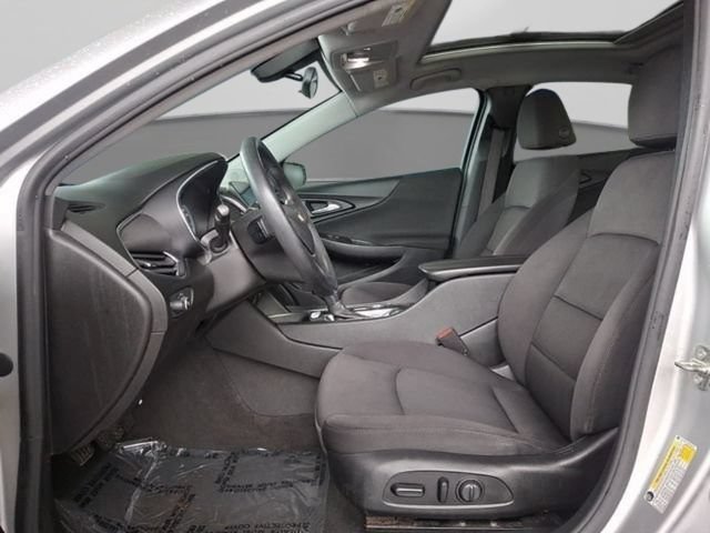 Used 2021 Chevrolet Malibu LT FWD image 15
