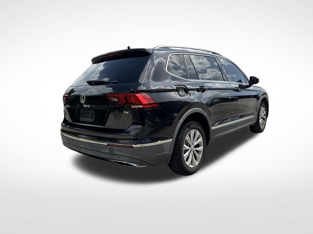 Used 2018 Volkswagen Tiguan SE FWD image 5
