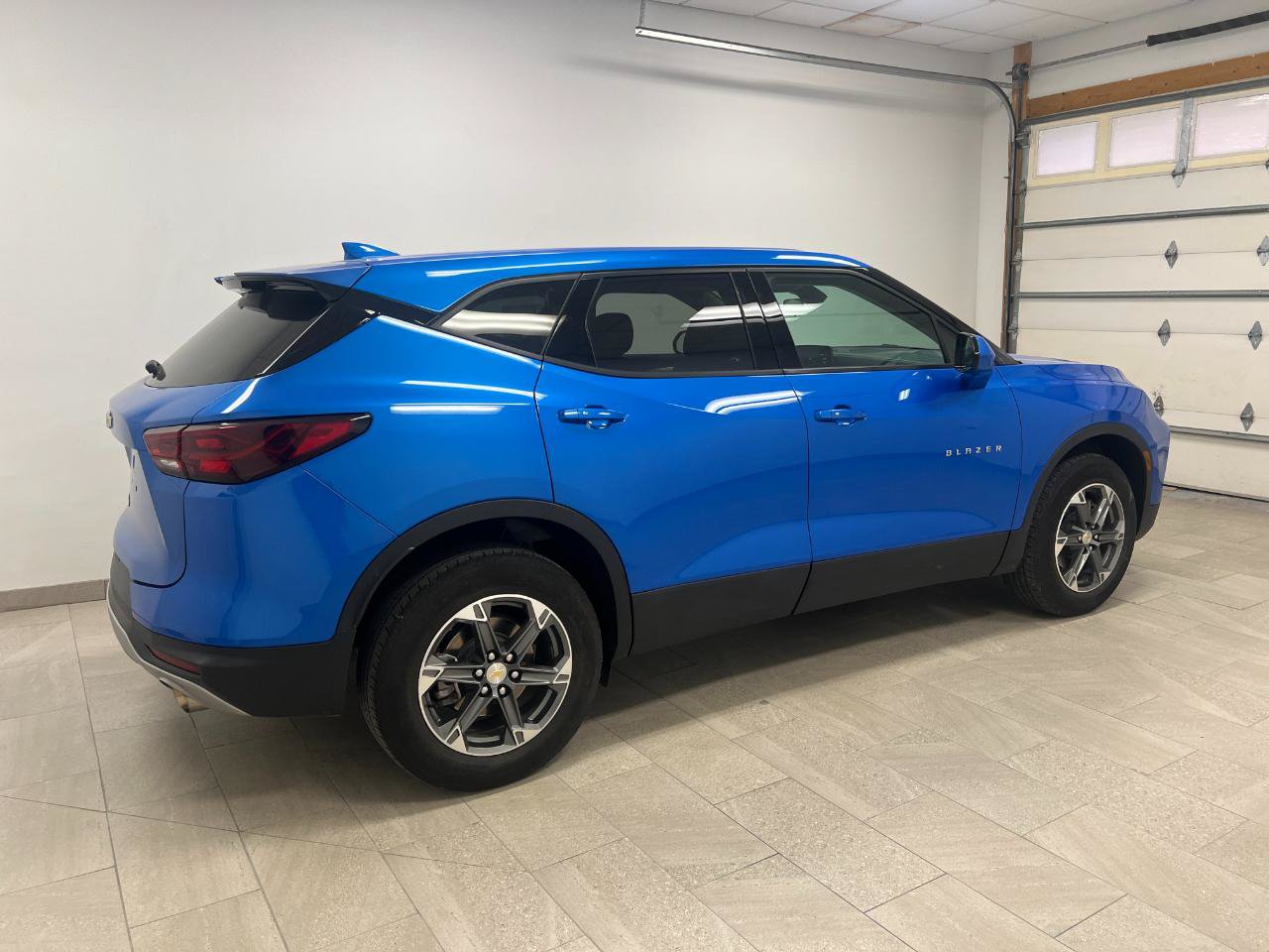 Used 2025 Chevrolet Blazer LT AWD/4WD image 20