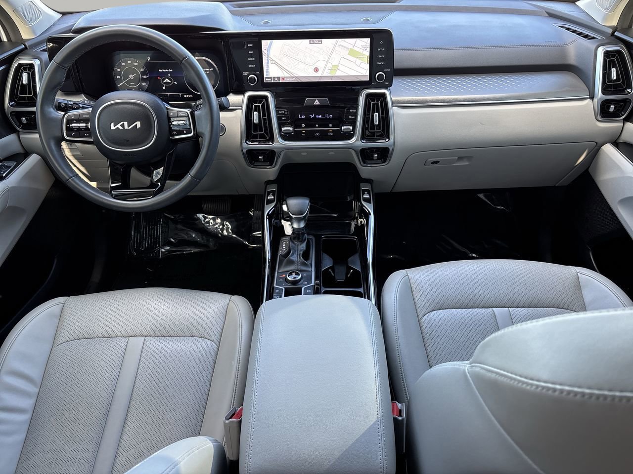 Used 2023 Kia Sorento SX image 13