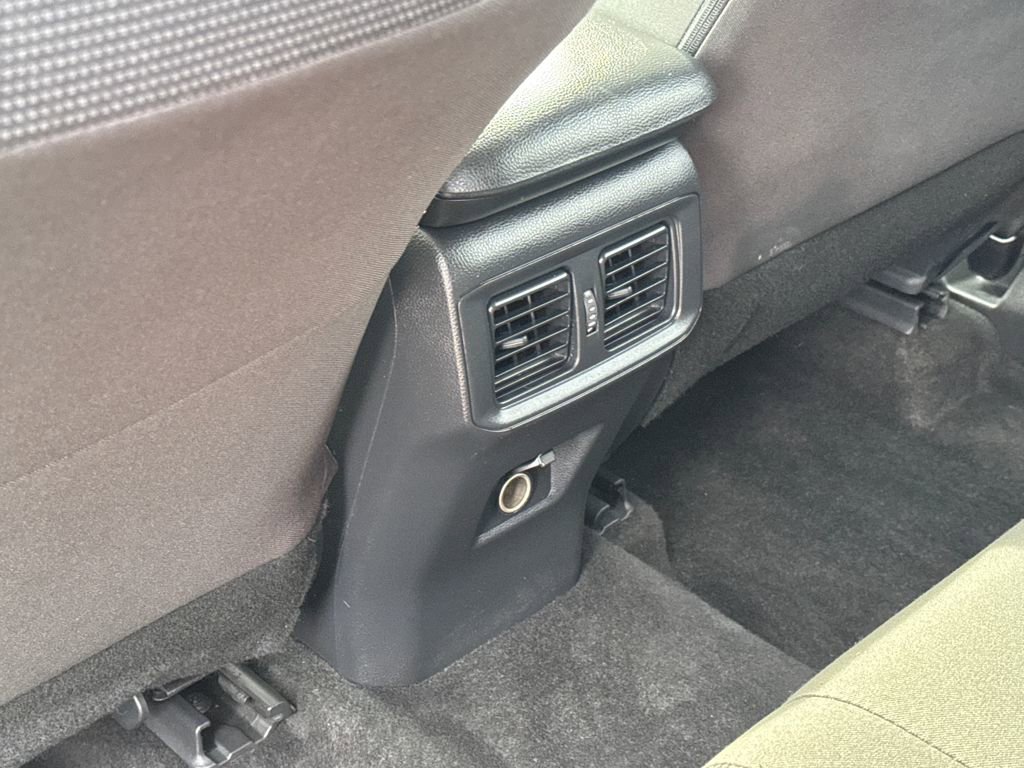 Used 2024 Toyota RAV4 LE image 37