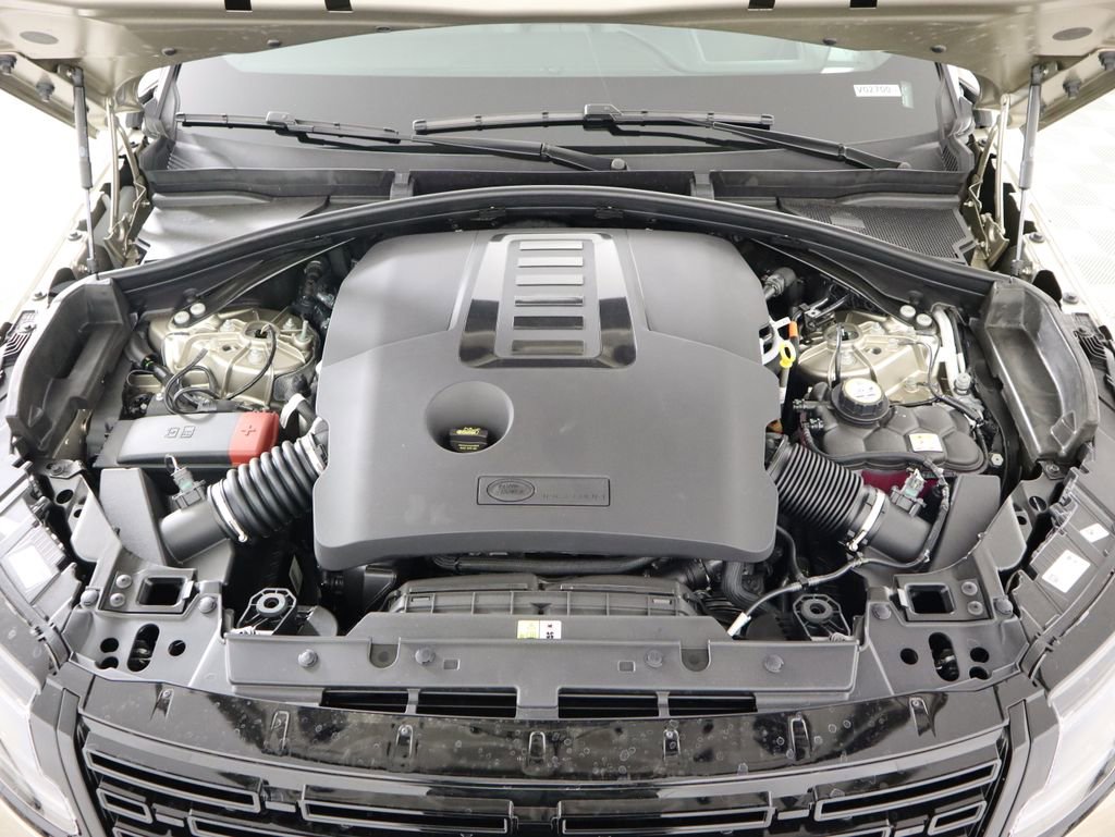 New 2026 Land Rover Range Rover Velar Dynamic SE image 30