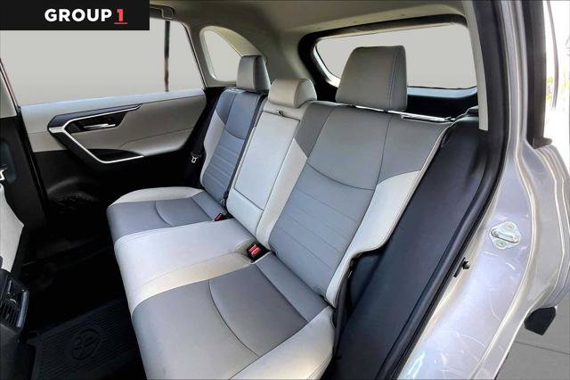 Certified 2019 Toyota RAV4 XLE Premium FWD image 21