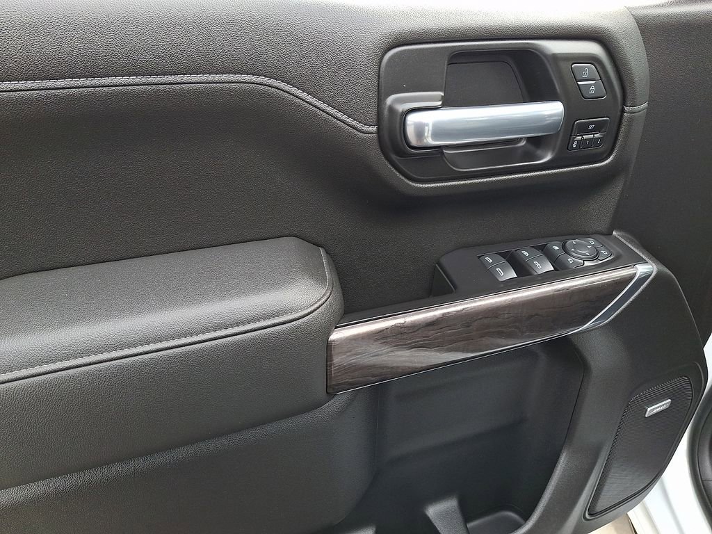 Used 2021 Chevrolet Silverado 1500 LTZ image 12