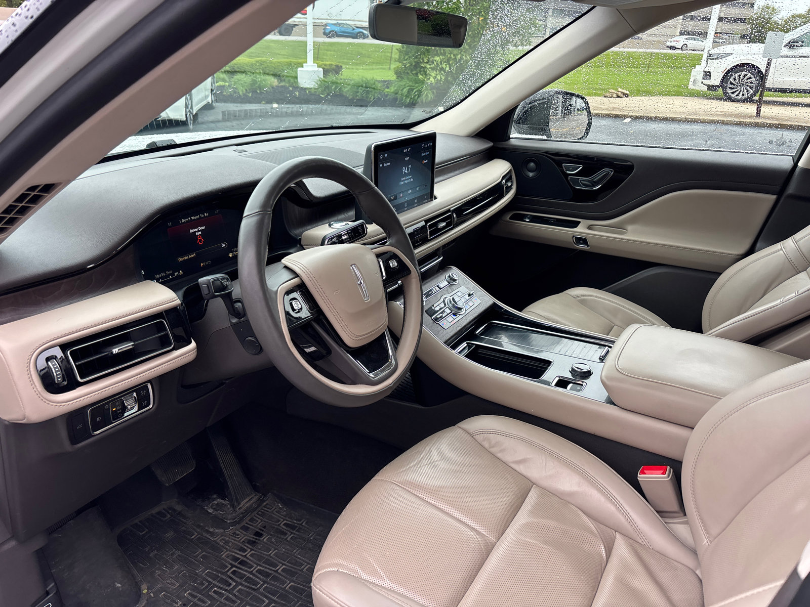 Certified 2024 Lincoln Aviator Reserve w/ Equipment Group 201A AWD/4WD image 24